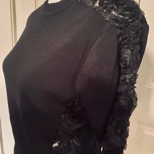 Women’s sweater by Gracia